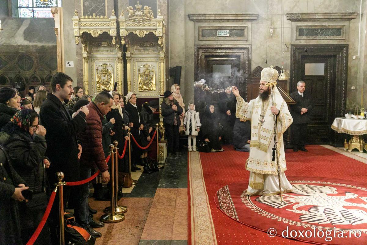 Liturghie arhierească la Catedrala Mitropolitană din Iași  în cinstea Sfinților Trei Ierarhi / Foto: pr. Silviu Cluci